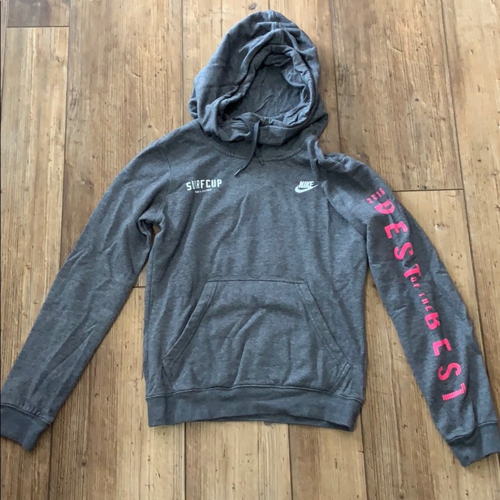Nike sweatshirt